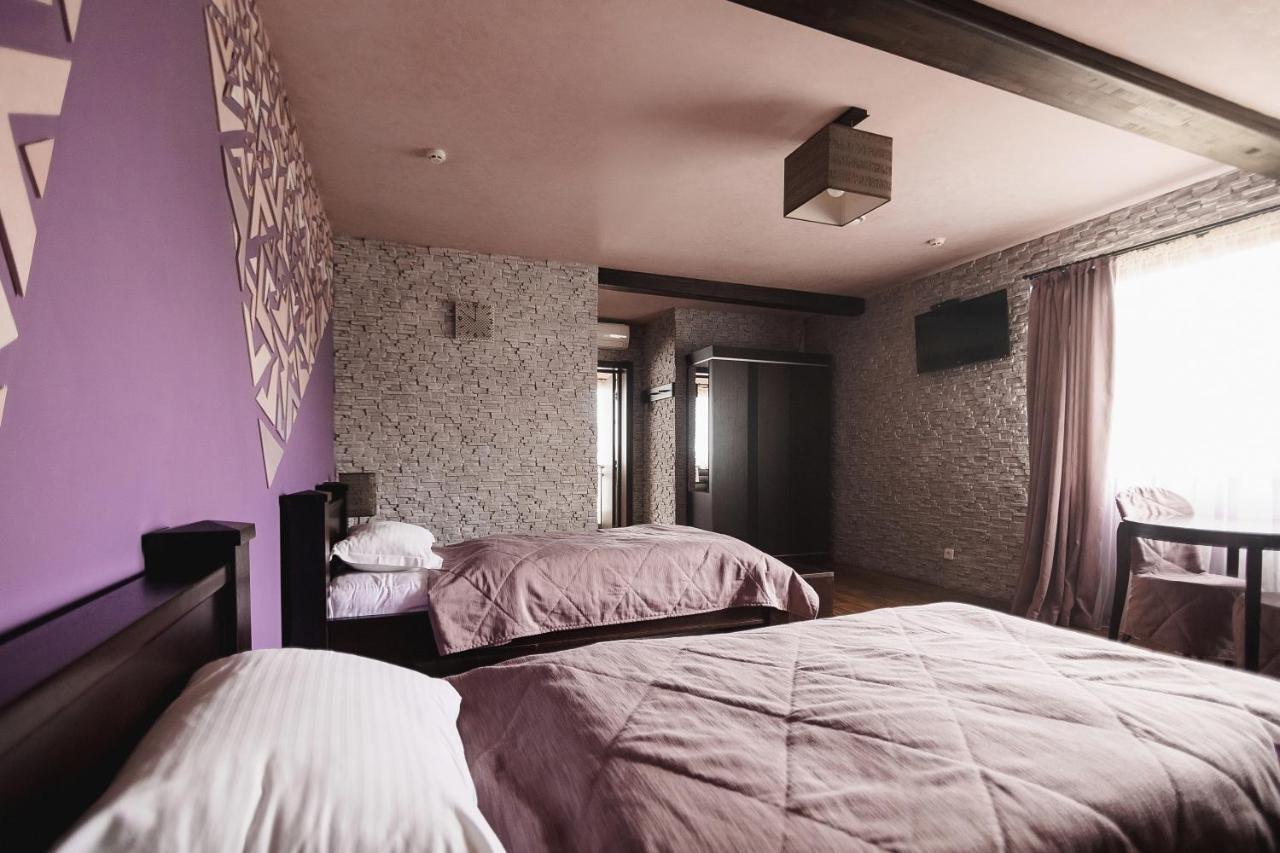 Pieno Piano Hotel Rivne Exterior photo